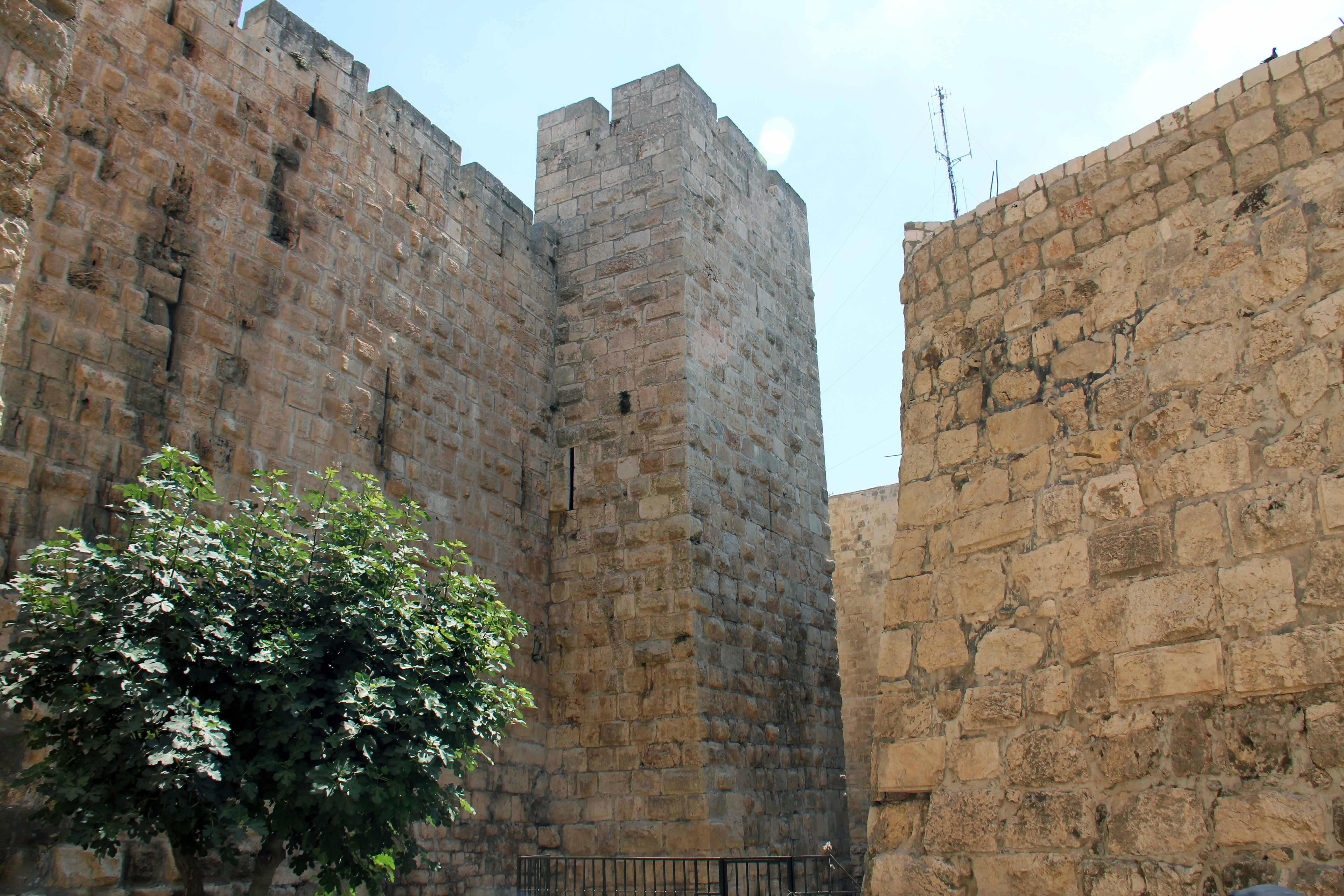 Ramparts Walk Citadel 8